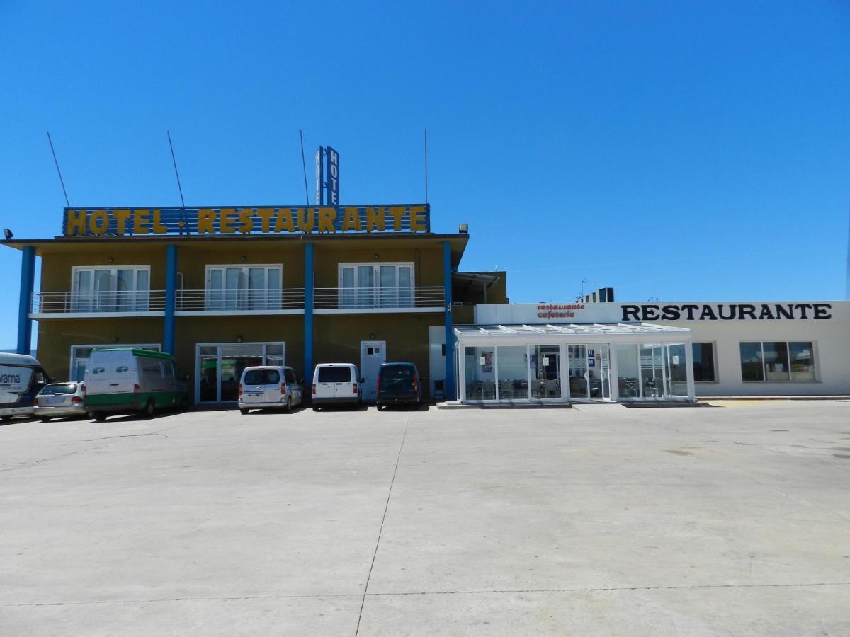 Hotel Area De Calahorra Buitenkant foto